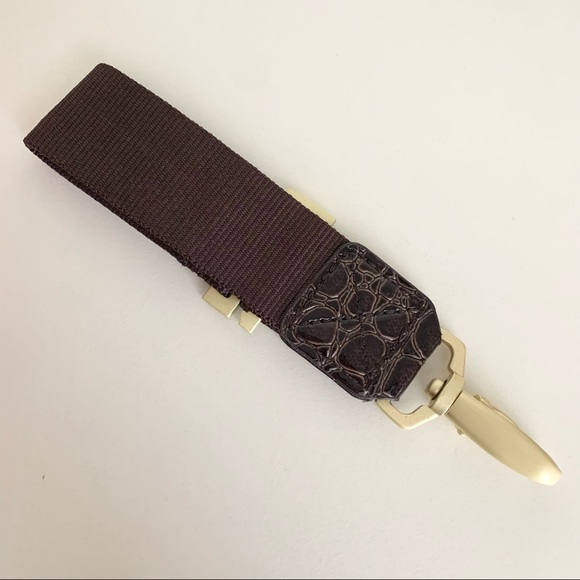 New wristlet strap
